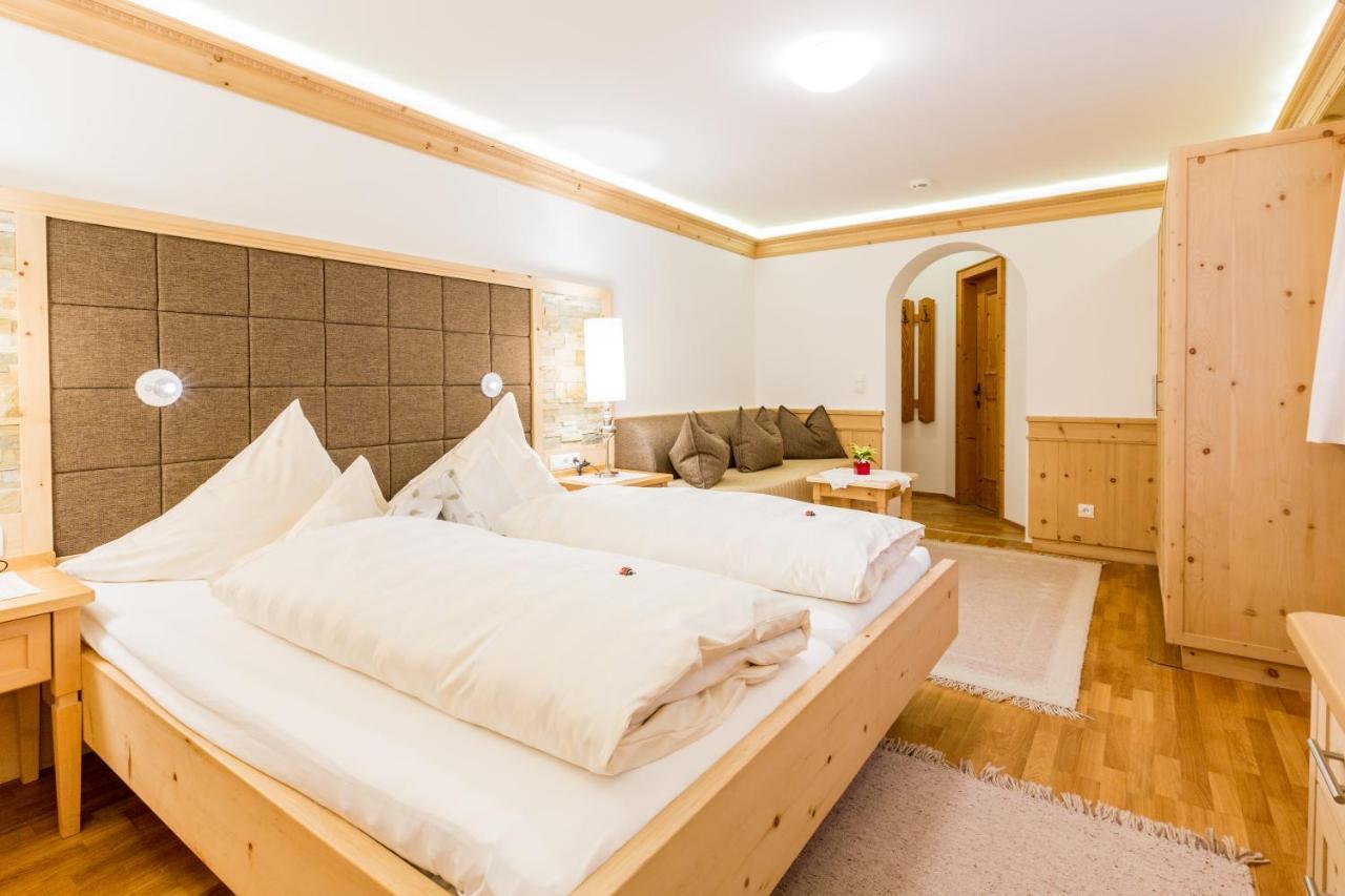 Biohotel Schweitzer Mieming Buitenkant foto