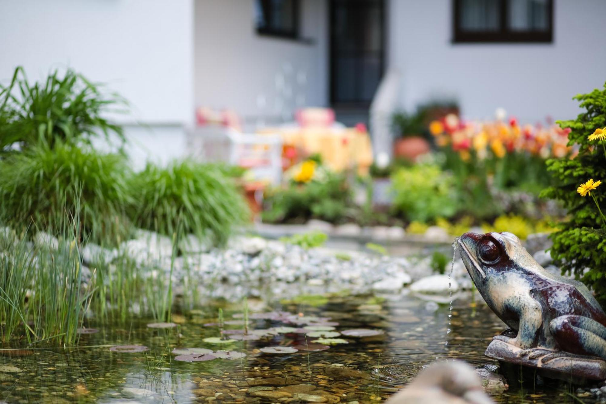 Biohotel Schweitzer Mieming Buitenkant foto