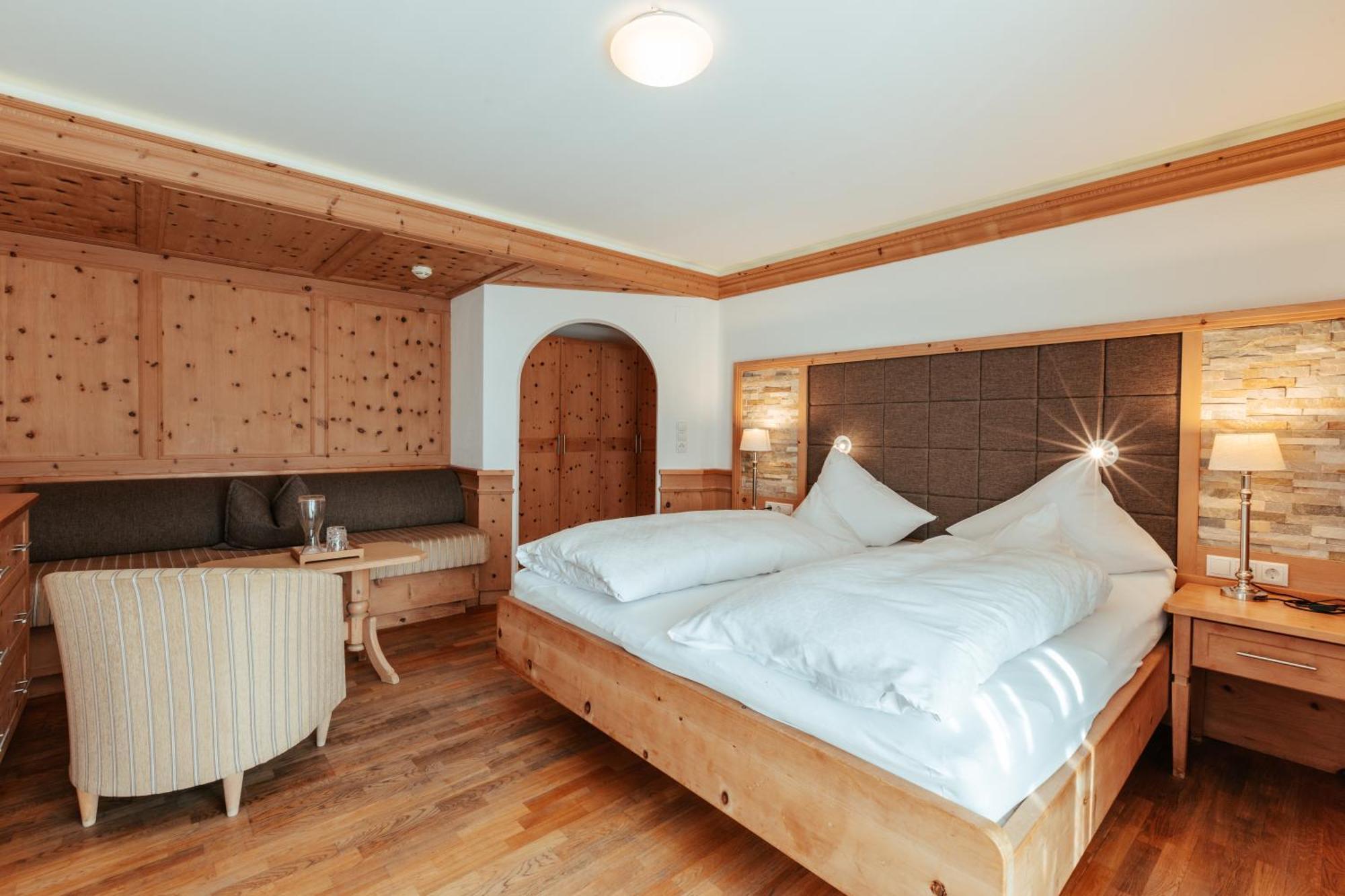 Biohotel Schweitzer Mieming Buitenkant foto