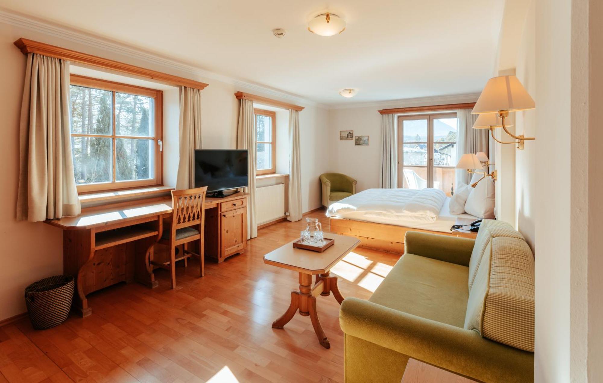 Biohotel Schweitzer Mieming Buitenkant foto