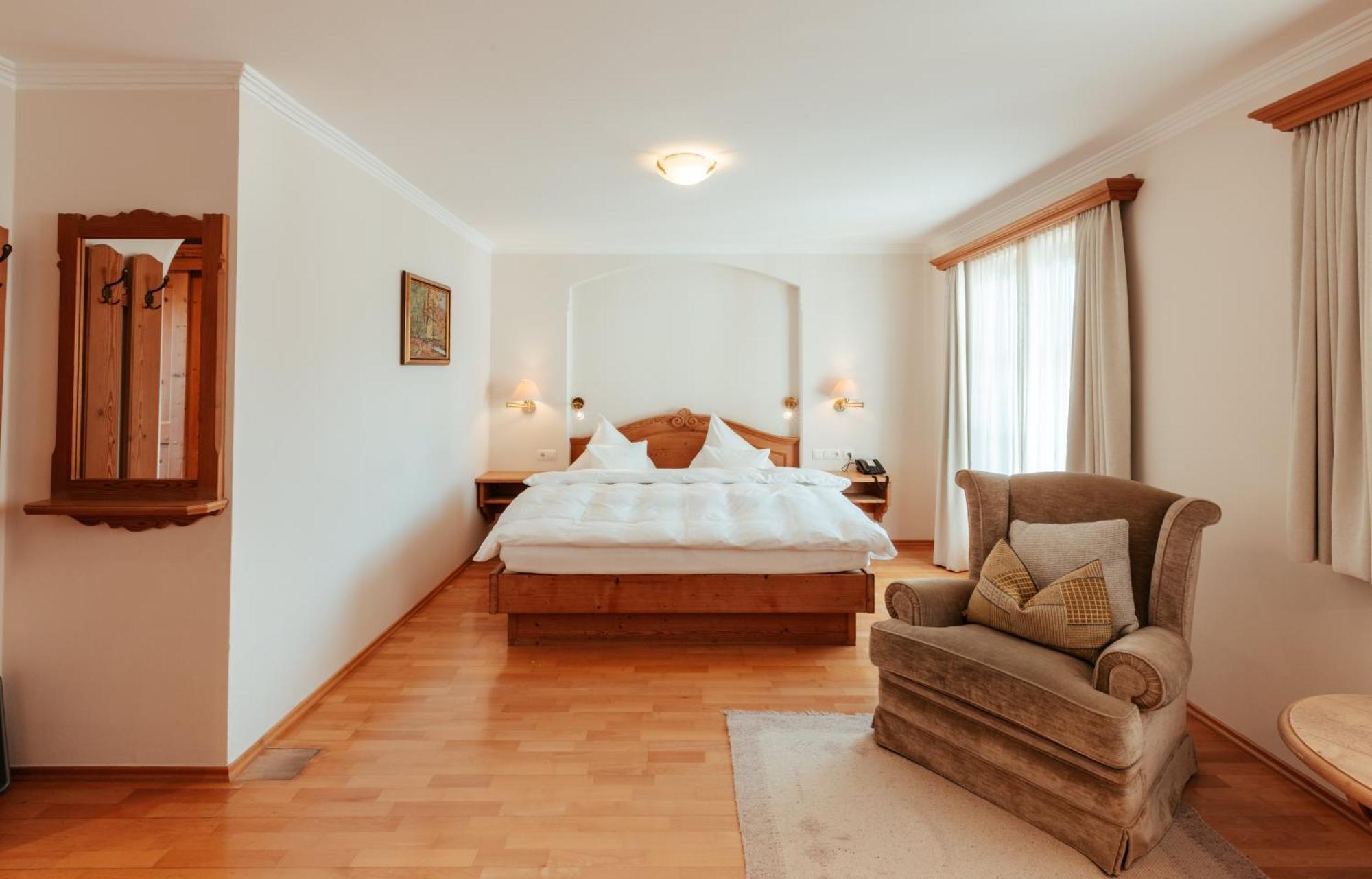 Biohotel Schweitzer Mieming Buitenkant foto